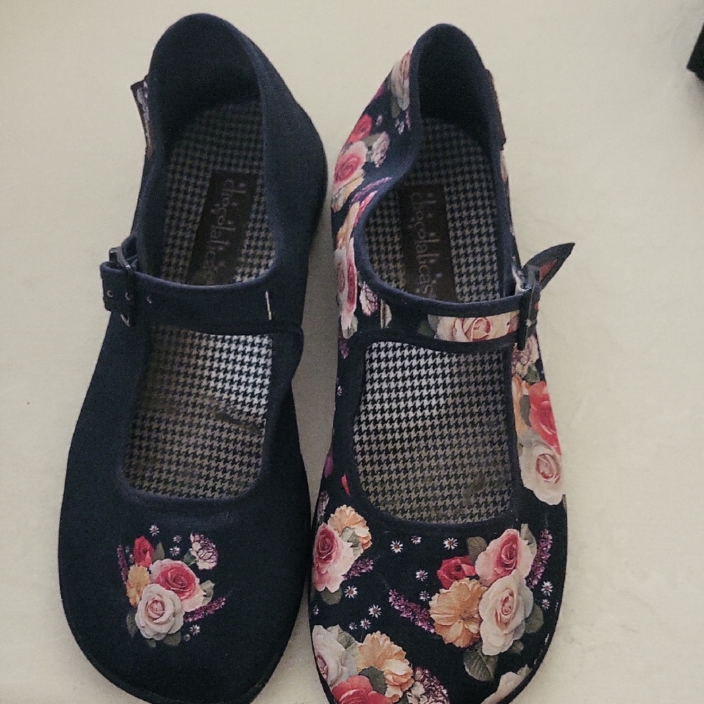 Floral Women's Slippers - Black  and Multicolor